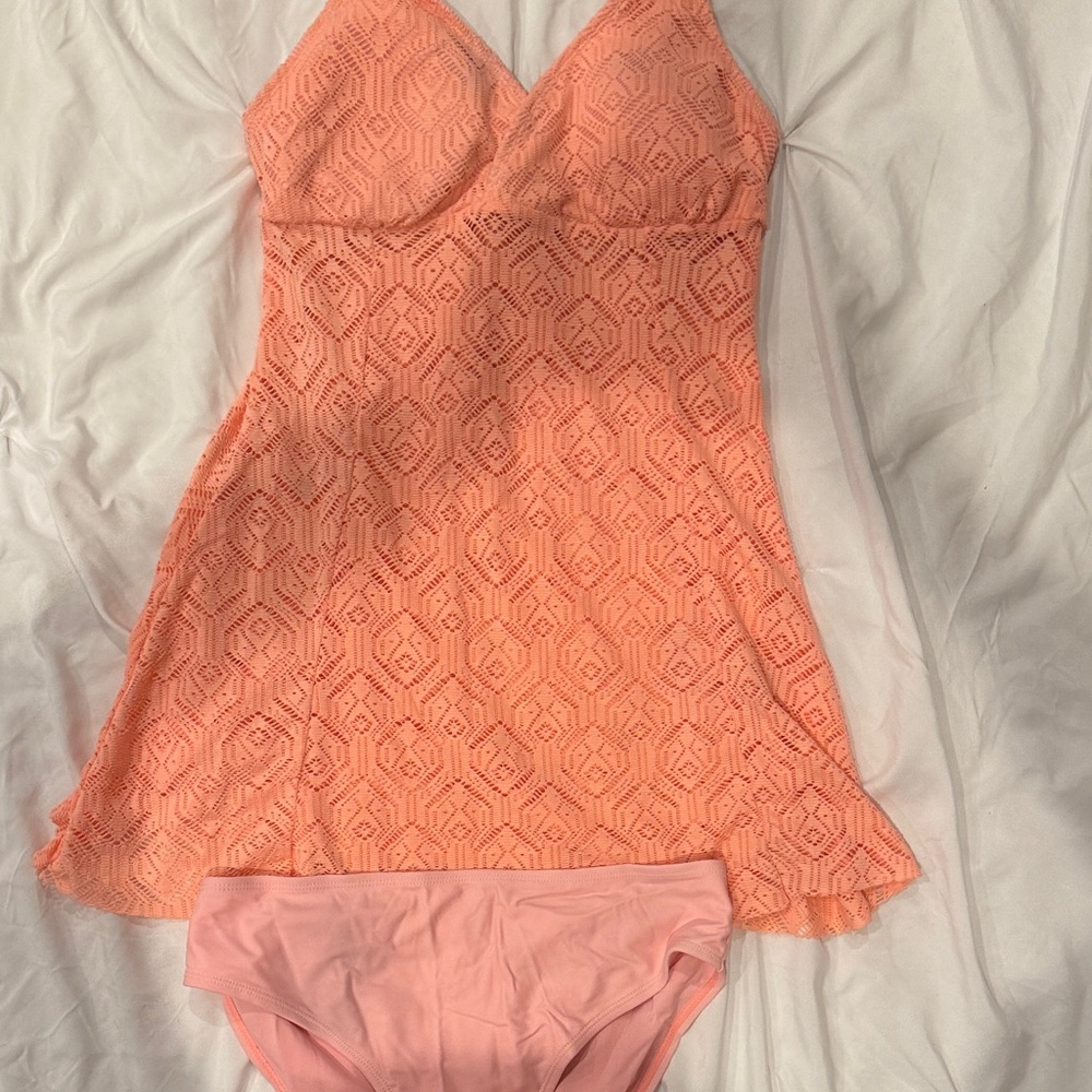Elegant Coral Lace Swimwear Set